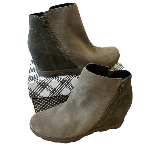 Sorel Womens Green Suede Leather Ankle Boots Zip Up Joan of Arctic Chelsea Sz 11 - Picture 4 of 13